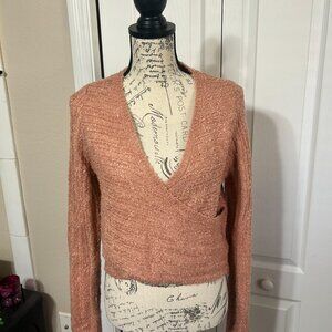 Le Lis Cropped V-Neck Wrap Sweater in Dusty Rose